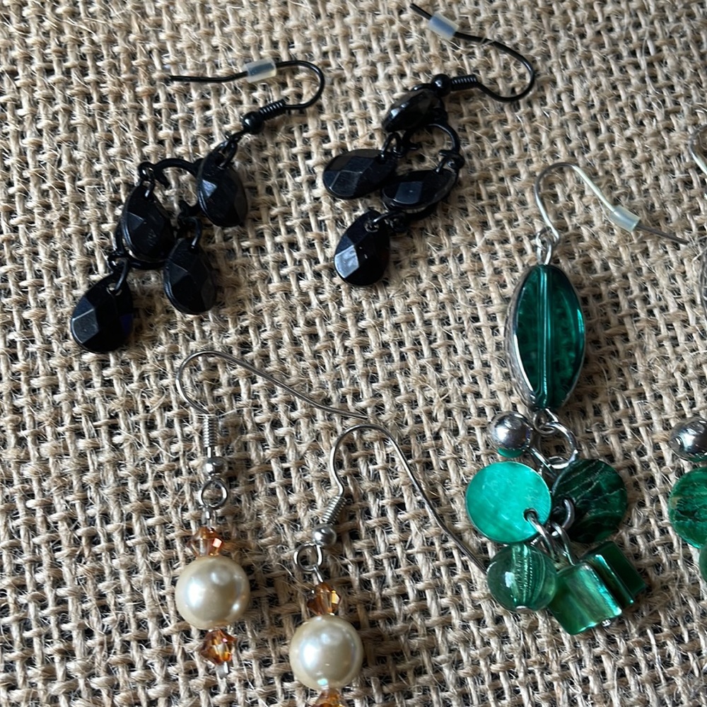 Earrings bundle - Picture 5 of 6